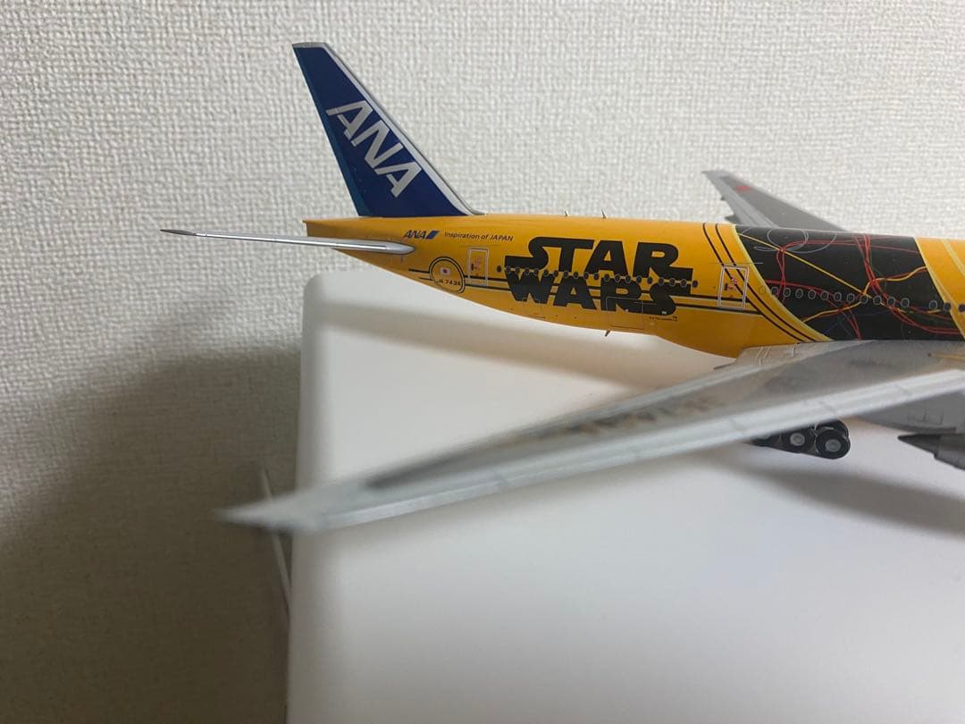 ANA スター・ウォーズ特別塗装機 1/200 3月30日までの出品