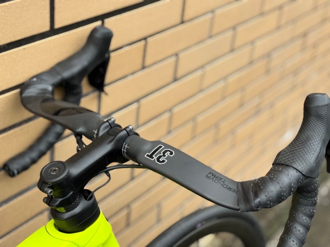 美品　TREKトレック MADONE マドン SL6 DISC Di2