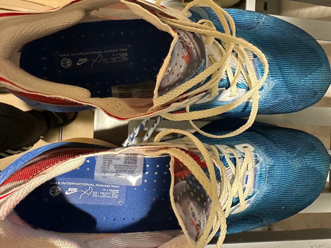 NIKE ヴェイパーフライ4 26.0cm