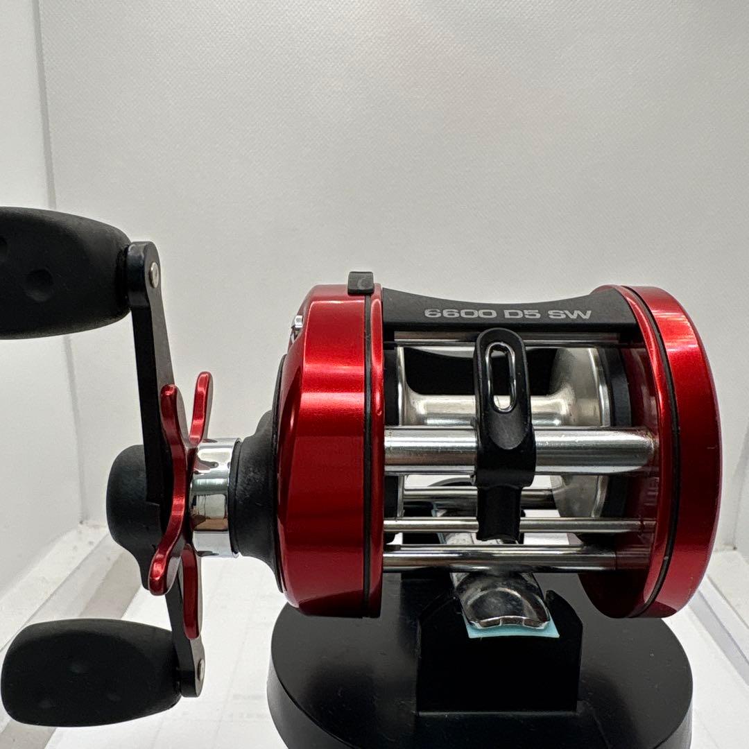 Abu Garcia 6600 D5 SW ベイトリール