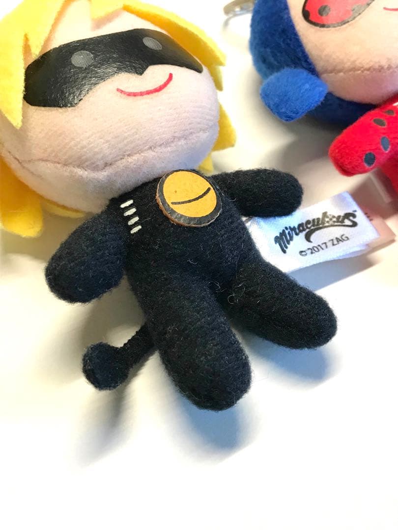 ミラキュラス　レディバグ＆シャノワール　マスコットキーホルダー　2個セット