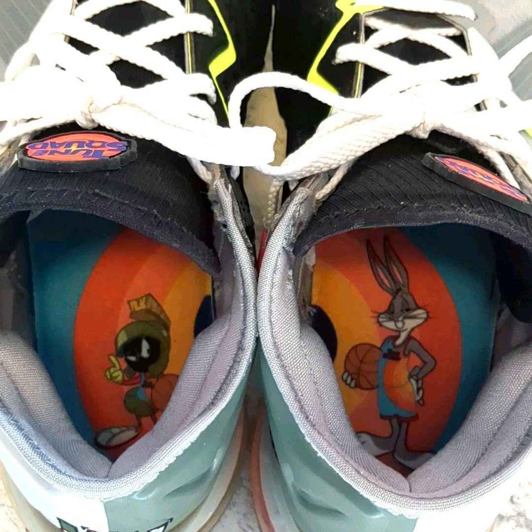 限定 Nike LeBron 18 Low Bugs vs Marvin 27