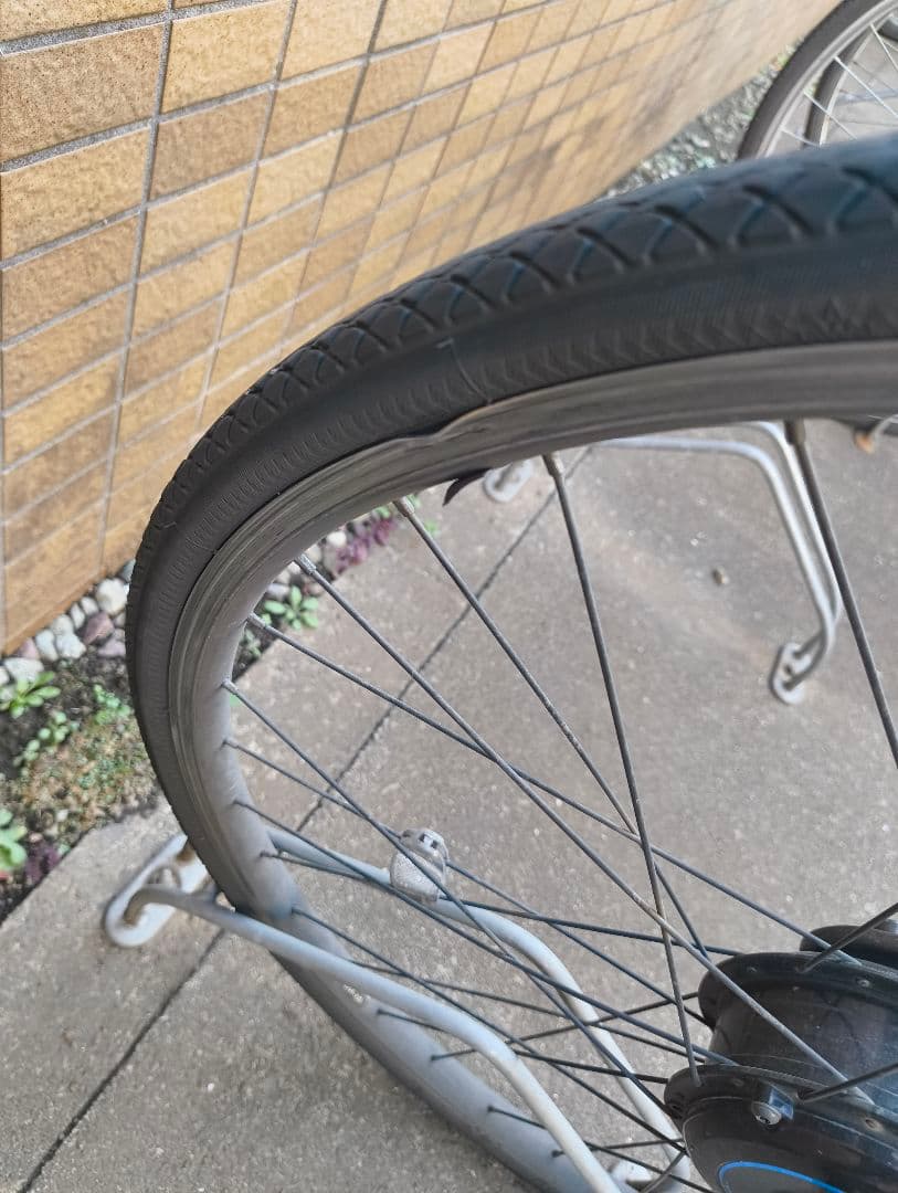 Tb1e 予備バッテリー2つ付き 付属品多数 ジャンク 電動自転車