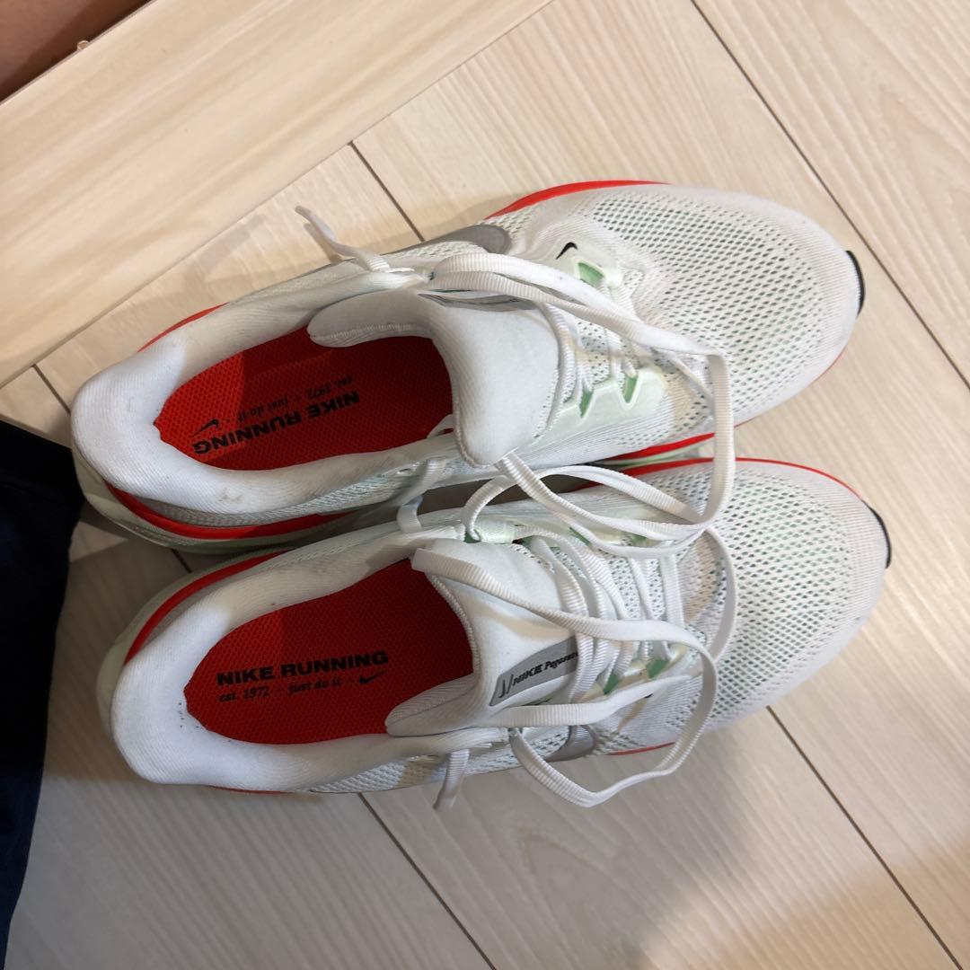 Nike ランニングシューズ ホワイト/レッド Air zoomペガサス41