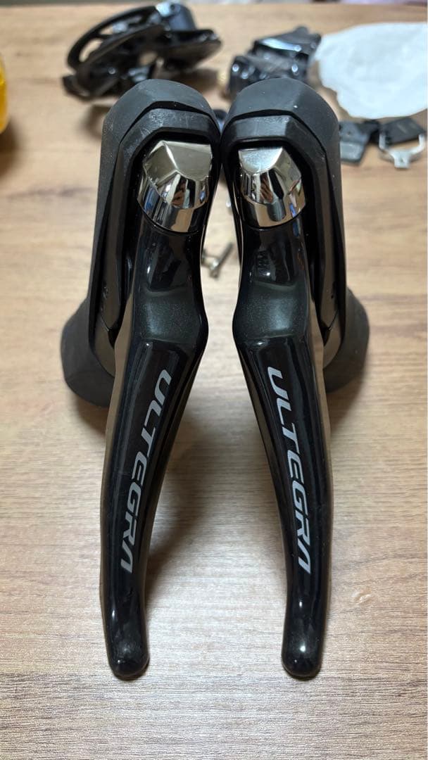 アルテグラコンポ　R8000 機械式　油圧 フロントディレイラー抜き