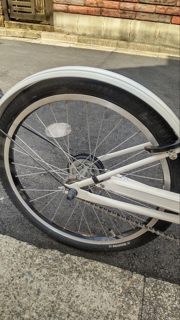 bikke 子供用自転車 ホワイト 前面バスケット付き 22インチ