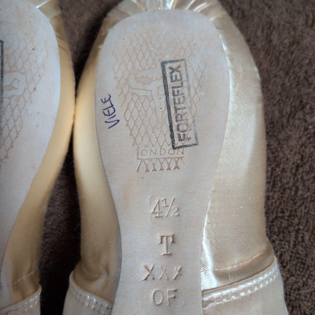 FREED OF LONDON 4.5 Tマーク XXX フリード 新品