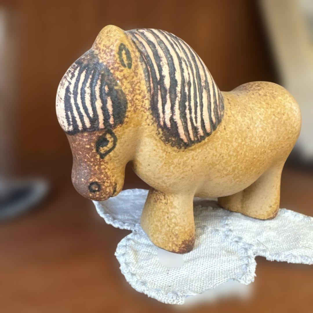 リサラーソン　ポニー　馬