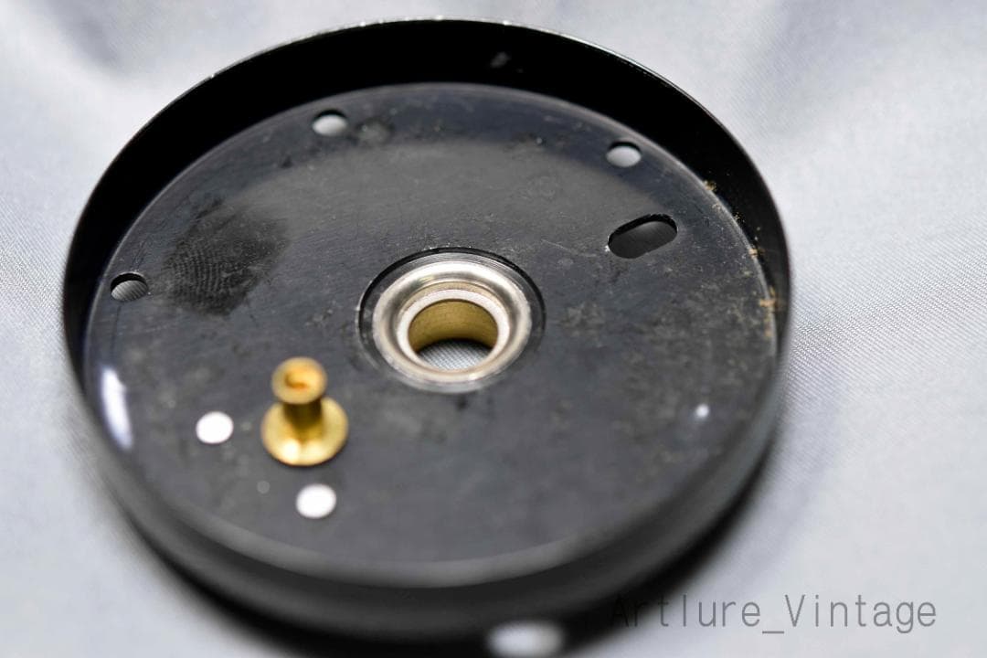 ABU アンバサダー6000c side plate y1262-469
