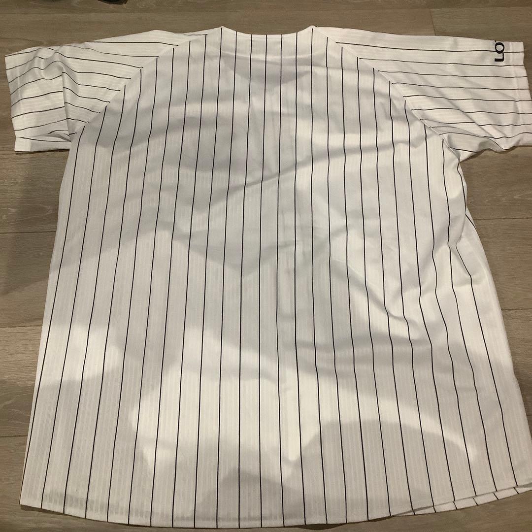 千葉ロッテマリーンズ　ユニフォーム　Oサイズ　未使用　鴎ワッペン付き