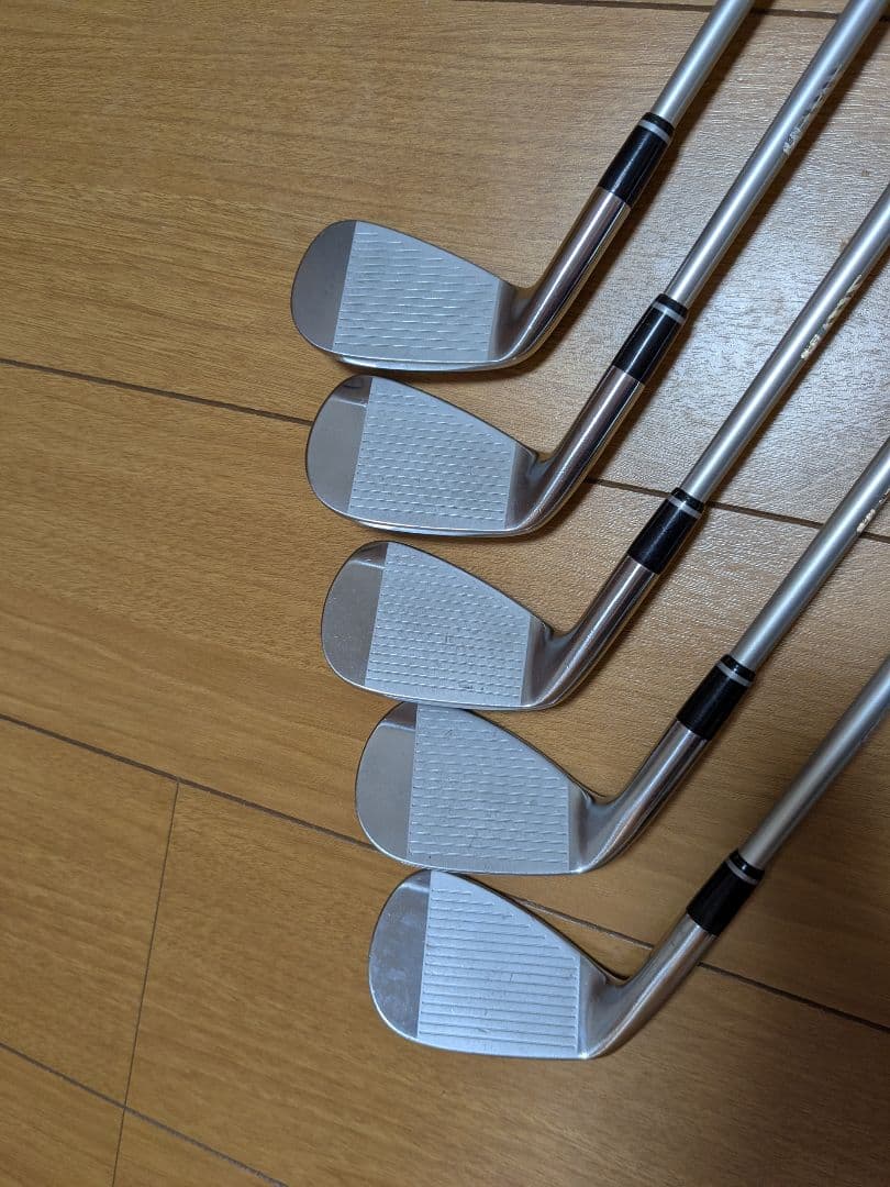 プロギア　PRGR 01 IRON MCI 90-R　5本SET