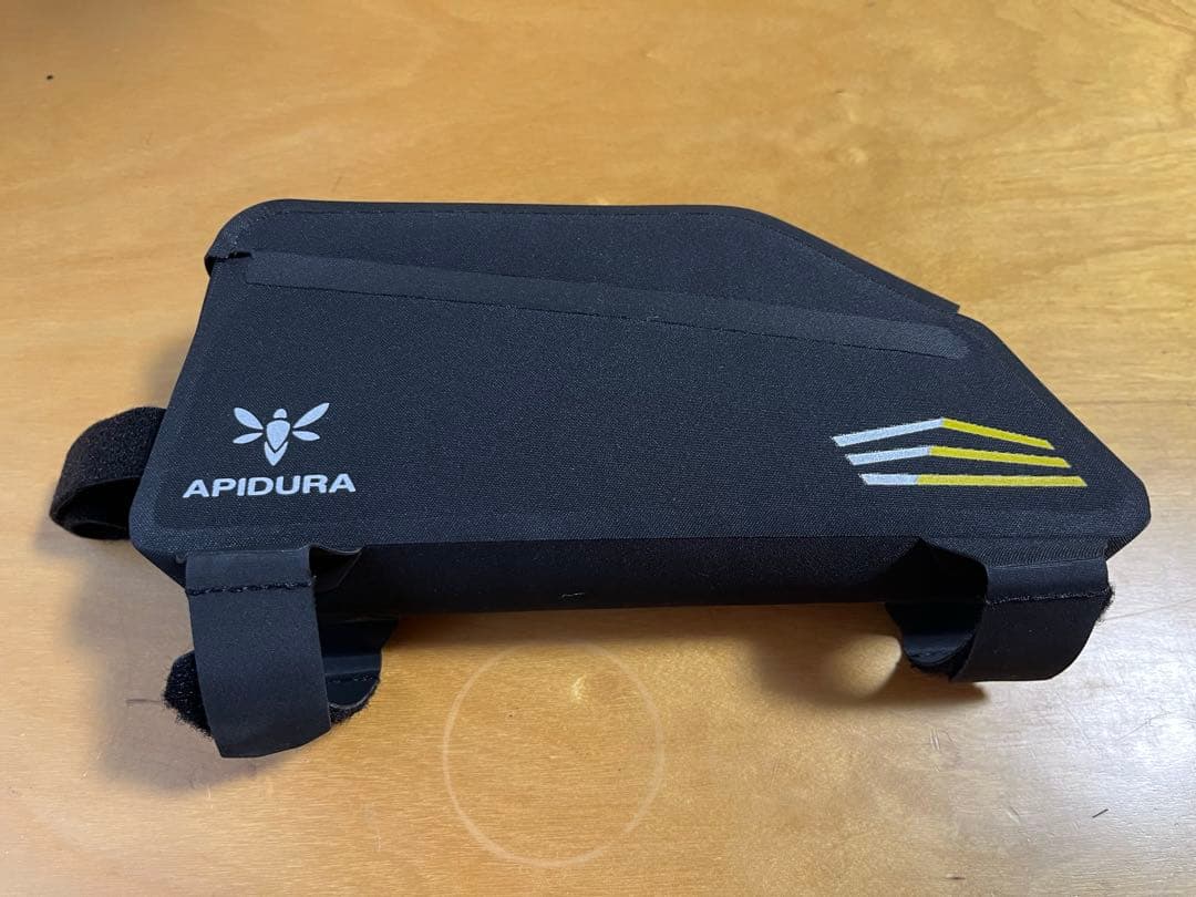APIDURA レーシング・トップチューブパック(1L)