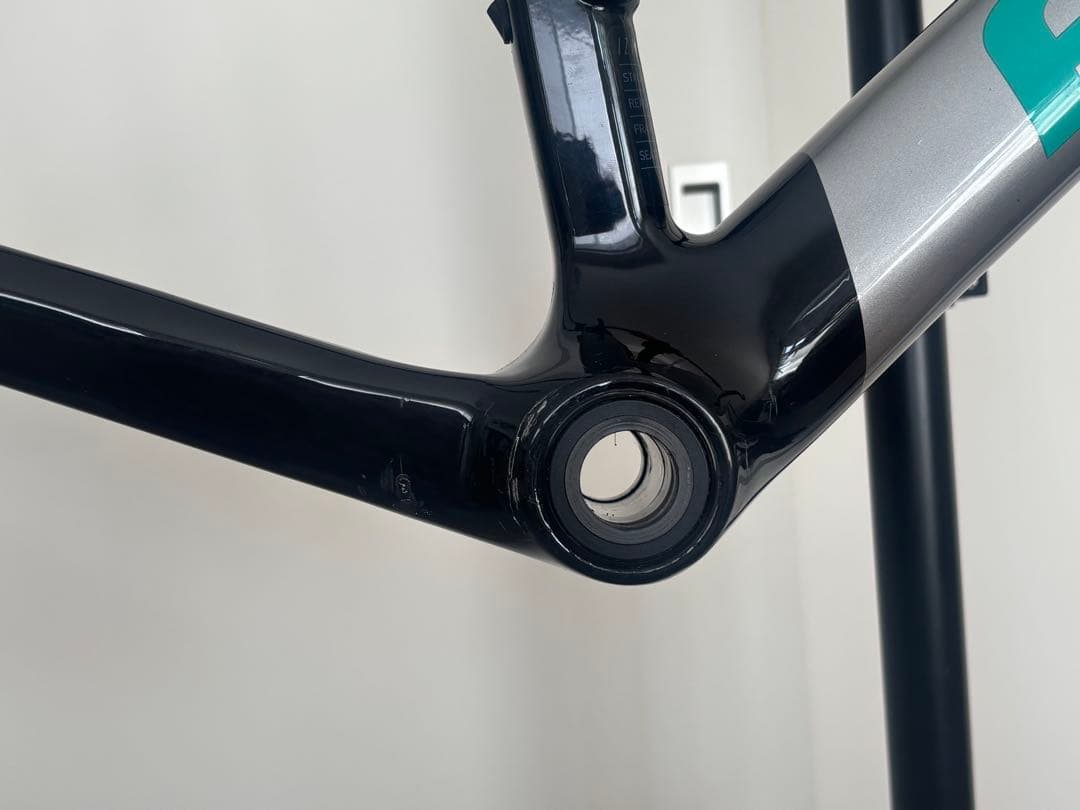 focus izalco max 9 2019-2020年　ディスクロード S