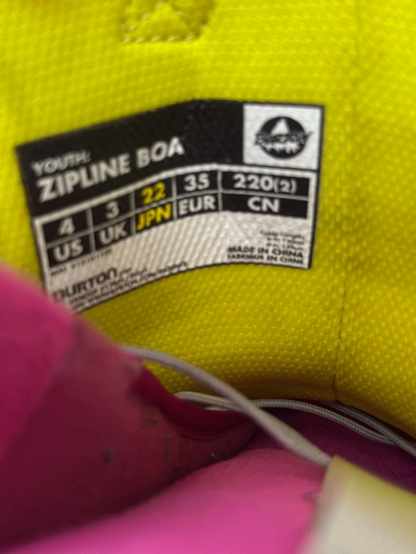 BURTON キッズスノーボードセット　キッズウェアMサイズ ピンク チェック柄