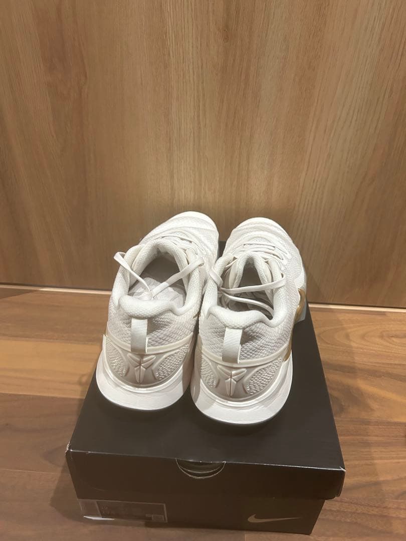 シューズ(男性用) NIKE MAMBA FOCUS