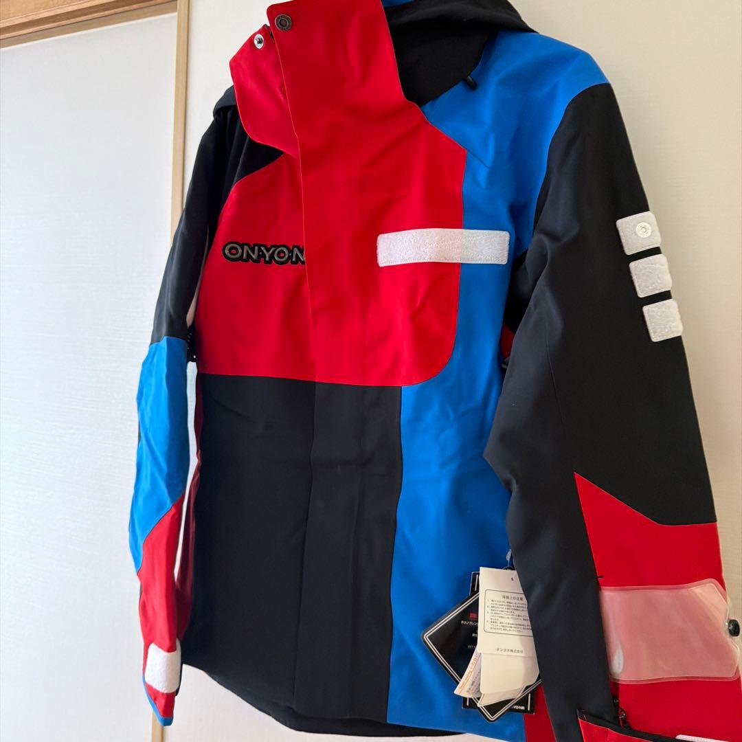 ONYONE.オンヨネゾーンアフタージャケット新品未使用品サイズＭ
