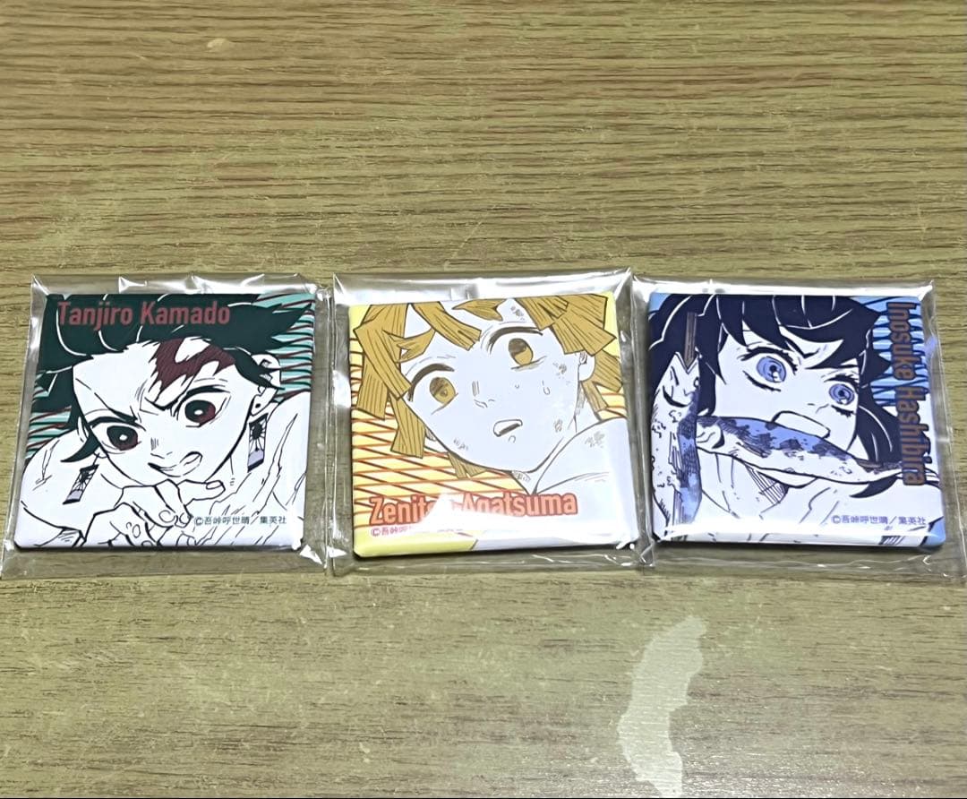 鬼滅の刃 ジャンプショップ バラエティバッグ スクエア缶バッジ 3種セット