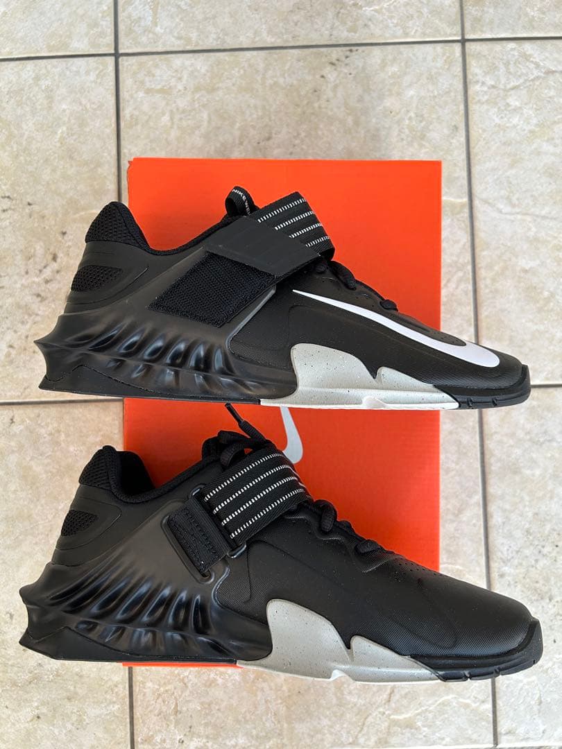NIKE (ナイキ) Savaleos (サバレオス)重量挙げシューズ