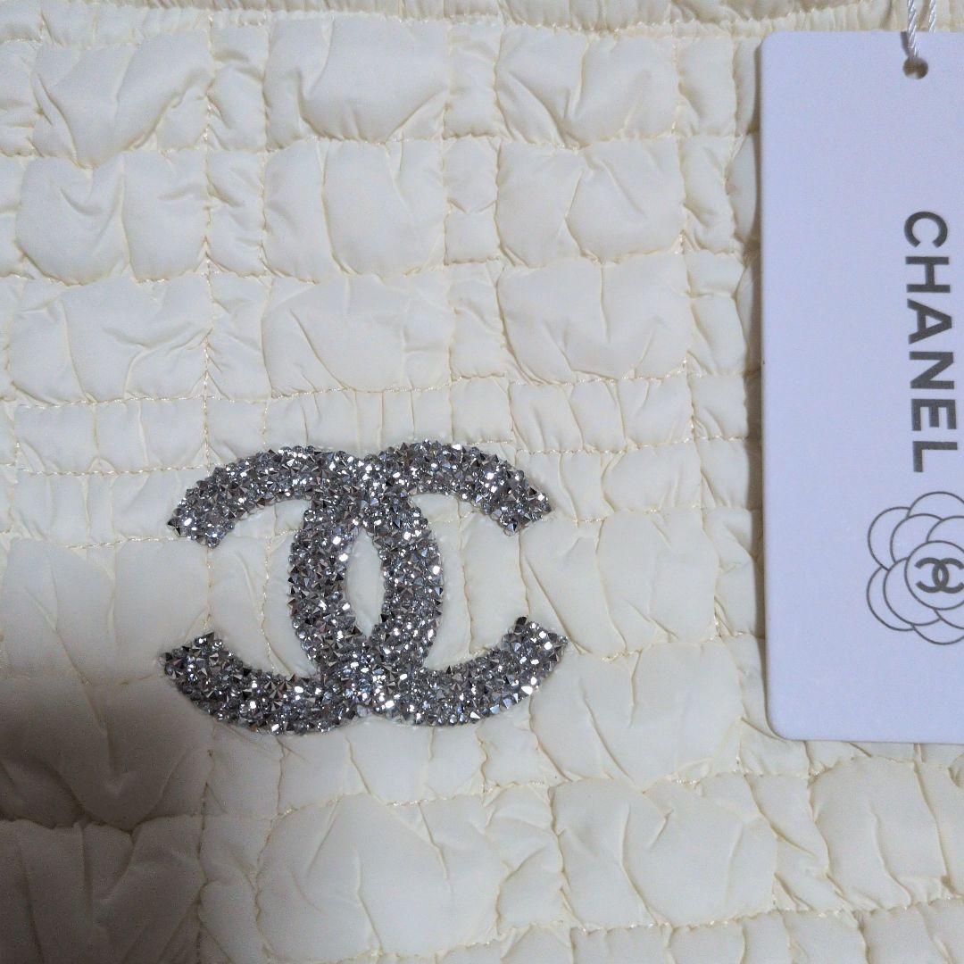 CHANEL キルティングノベルティバッグ