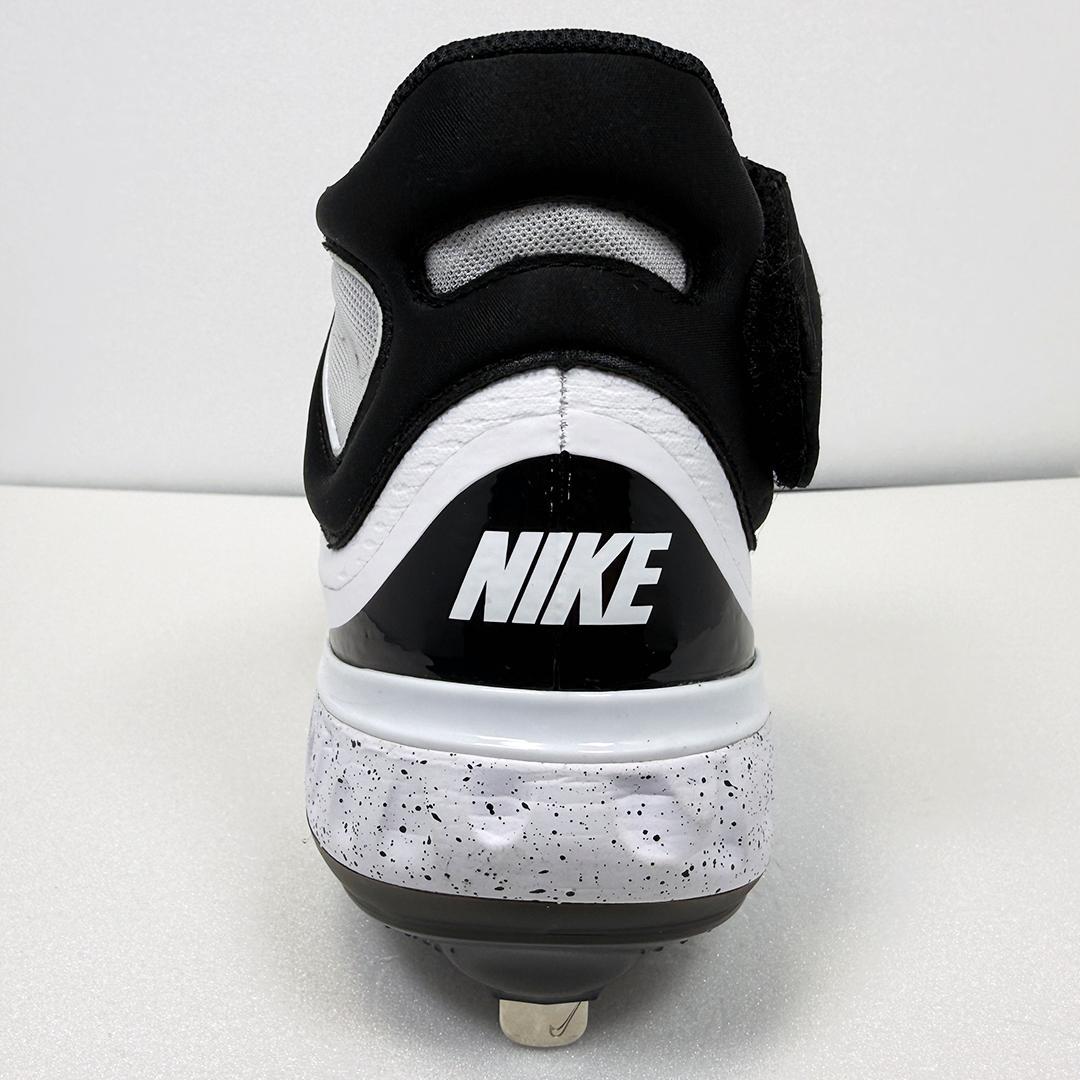 【日本未発売】新品 Nike 野球スパイク アルファ ハラチ エリート4 ミッド