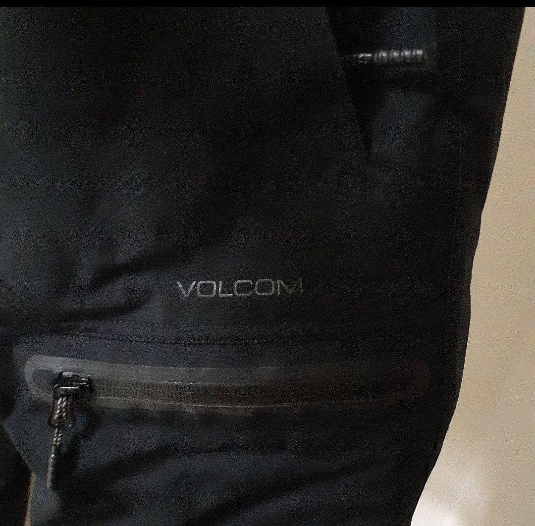 VOLCOM ウェア　レディース　メンズも　パンツ　L - GORE-TEX