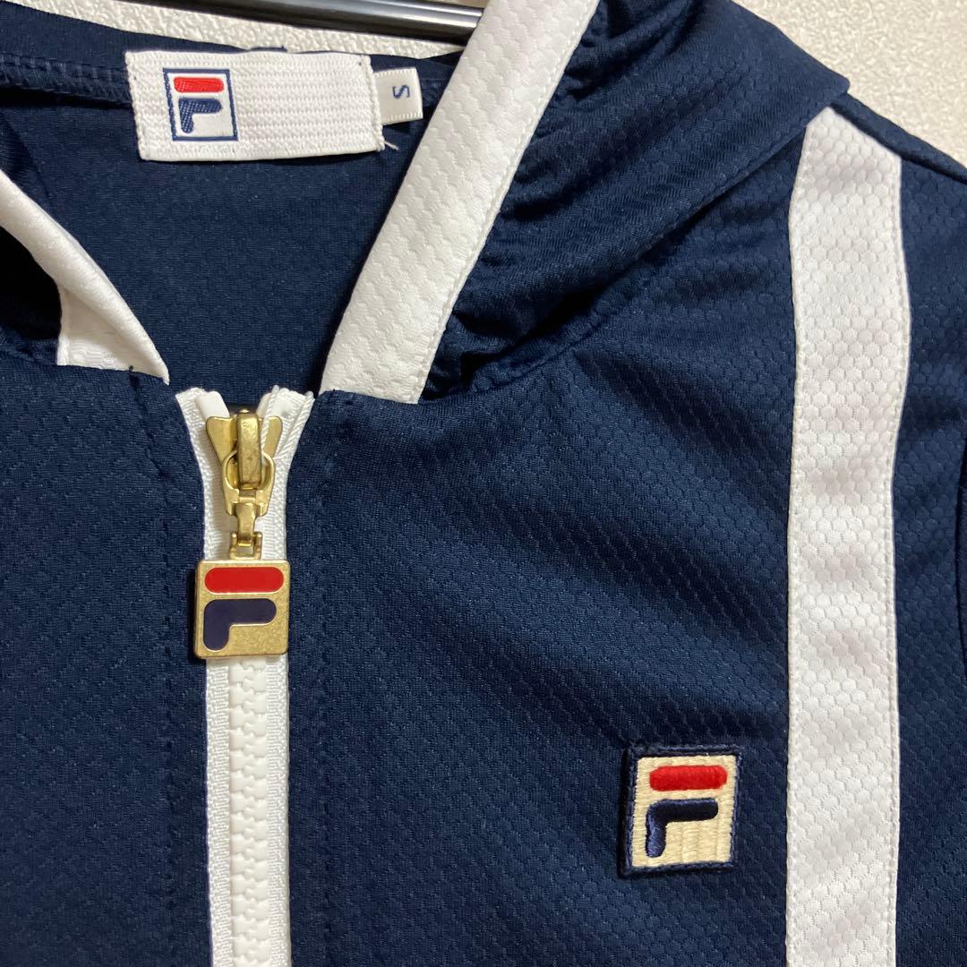 FILA フード付きジャケット VL1097 Sサイズ
