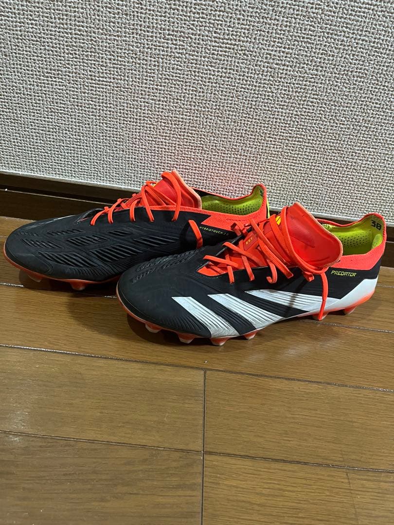 サッカースパイク プレデター 27cm
