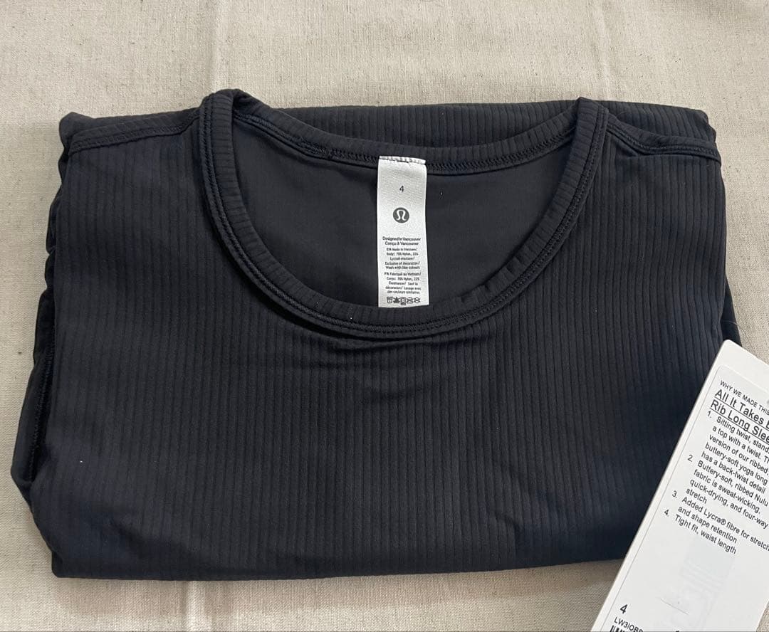 新品 ルルレモンAll It Takes Back-Twist Rib L.S.
