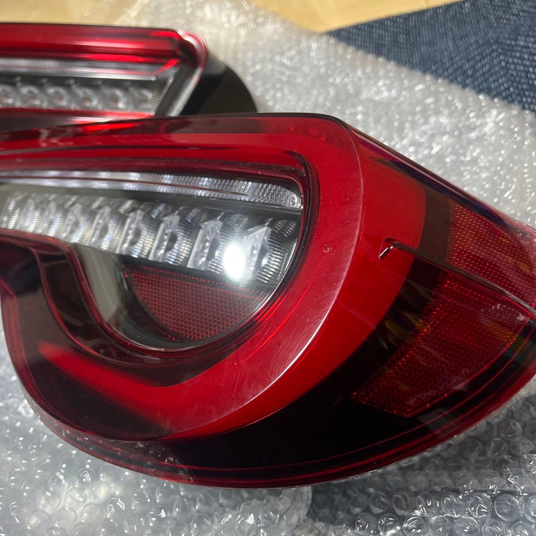 VLAND 流れるLEDテール 86/BRZ シーケンシャル