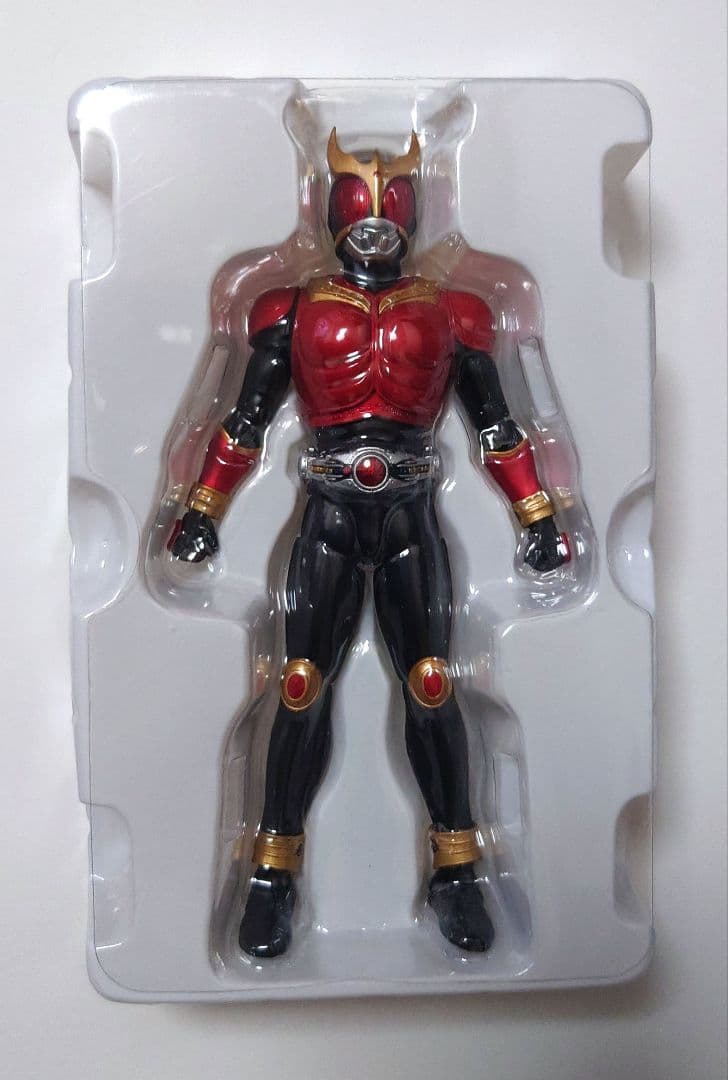 S.H.Figuarts(真骨彫製法) 仮面ライダークウガ マイティフォーム