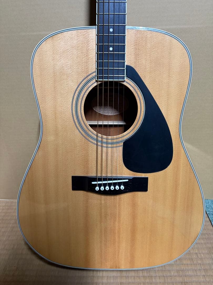 ヤマハ アコースティックギター FG-200D ケース付き