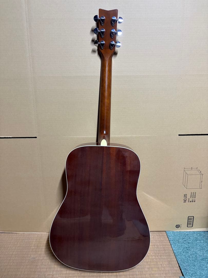 ヤマハ アコースティックギター FG-200D ケース付き