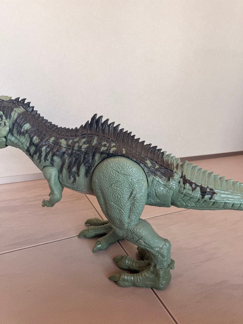 マテル　ジュラシックワールド　スーパービッグ　ギガノトサウルス