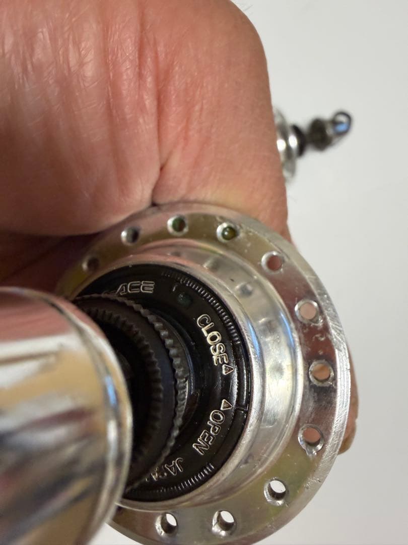 中古 シマノ デュラエース 7400 100/126mm 32H ボスフリー