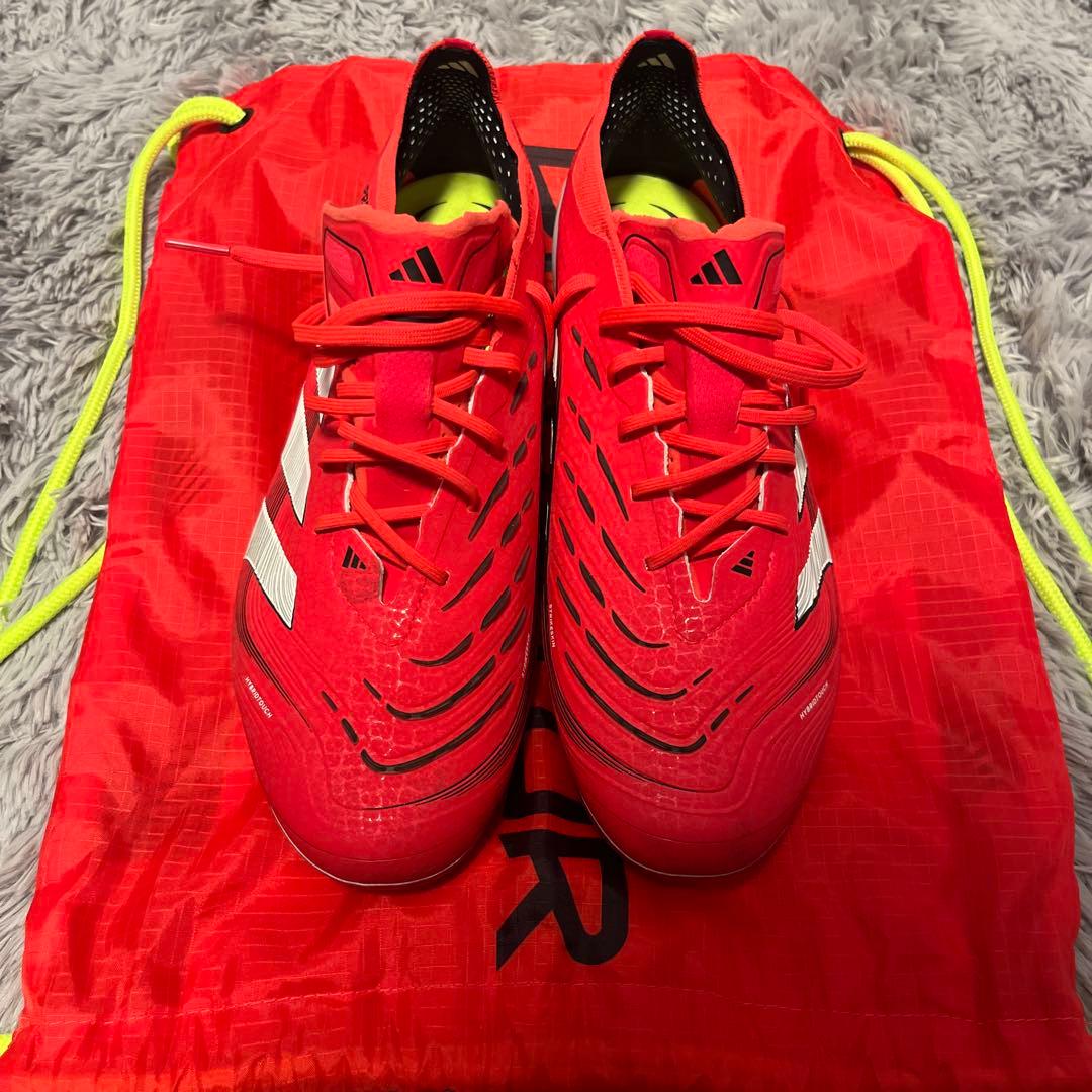adidas サッカーシューズ レッド 収納バッグ付き