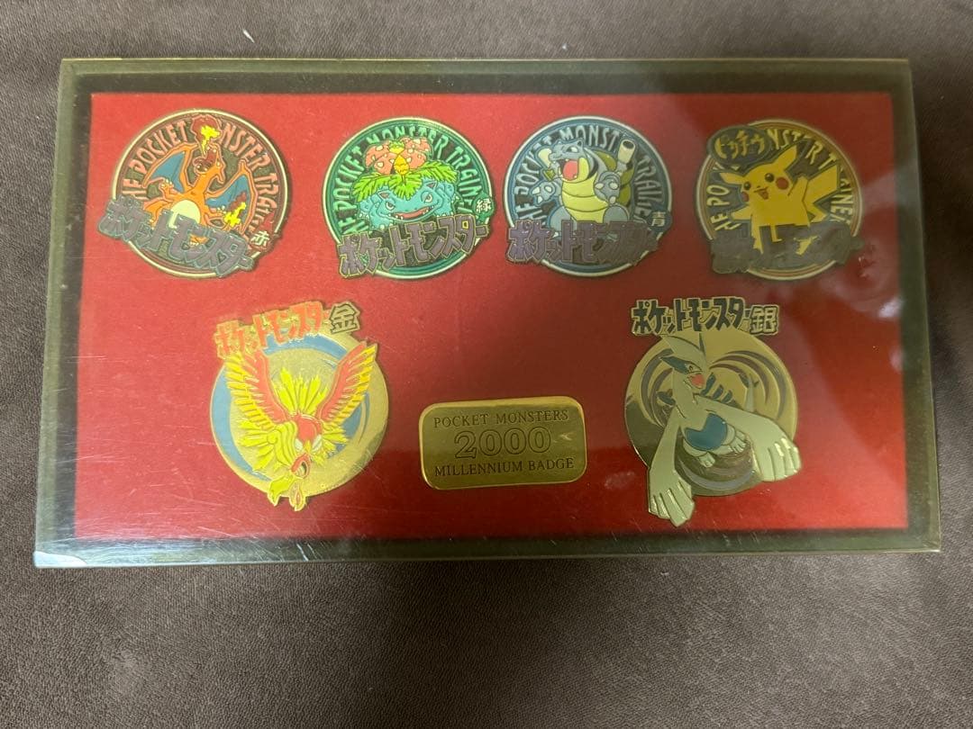 【希少美品】ポケットモンスター バッジセット 2000ミレニアムバッジ ポケモン