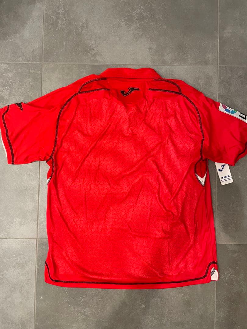 タグ付き　セビージャFC Joma シャツ Lサイズ 赤
