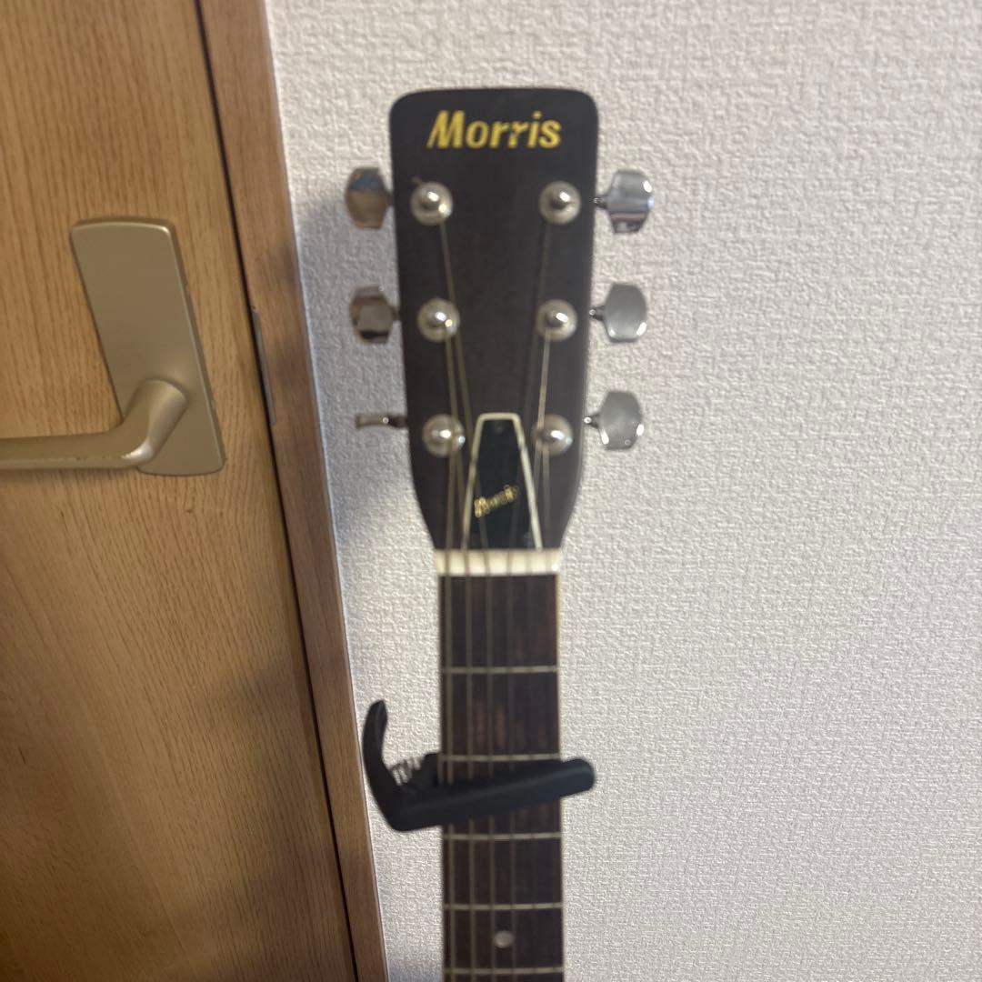 Morris アコースティックギター　カポ、ギター立て付