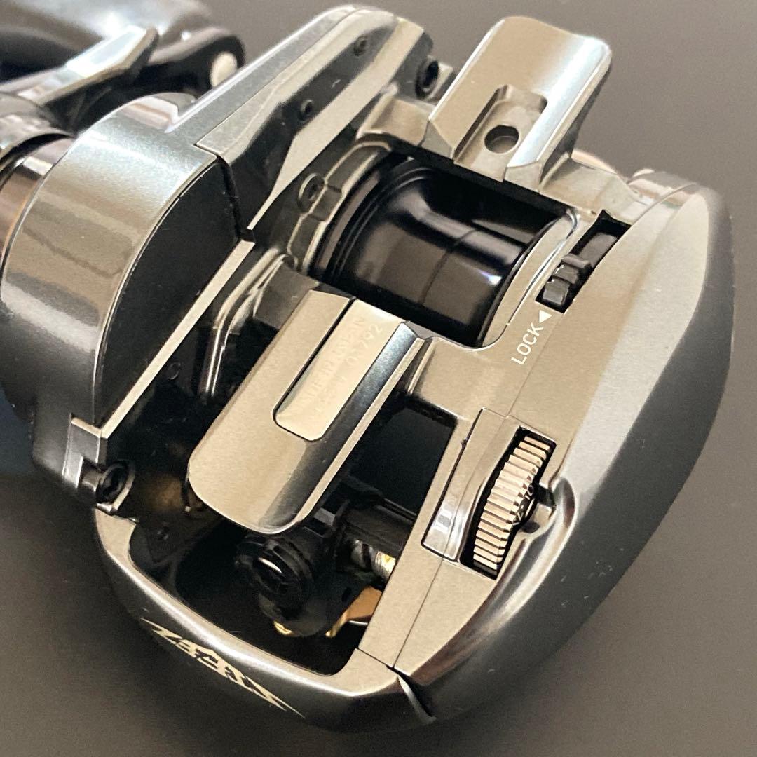 【極美品】ダイワ スティーズCT SV TW 700HL