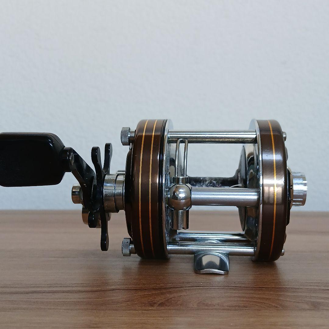 Daiwa ダイワ ミリオネア 5H リール ベイトリール ビンテージ オールド