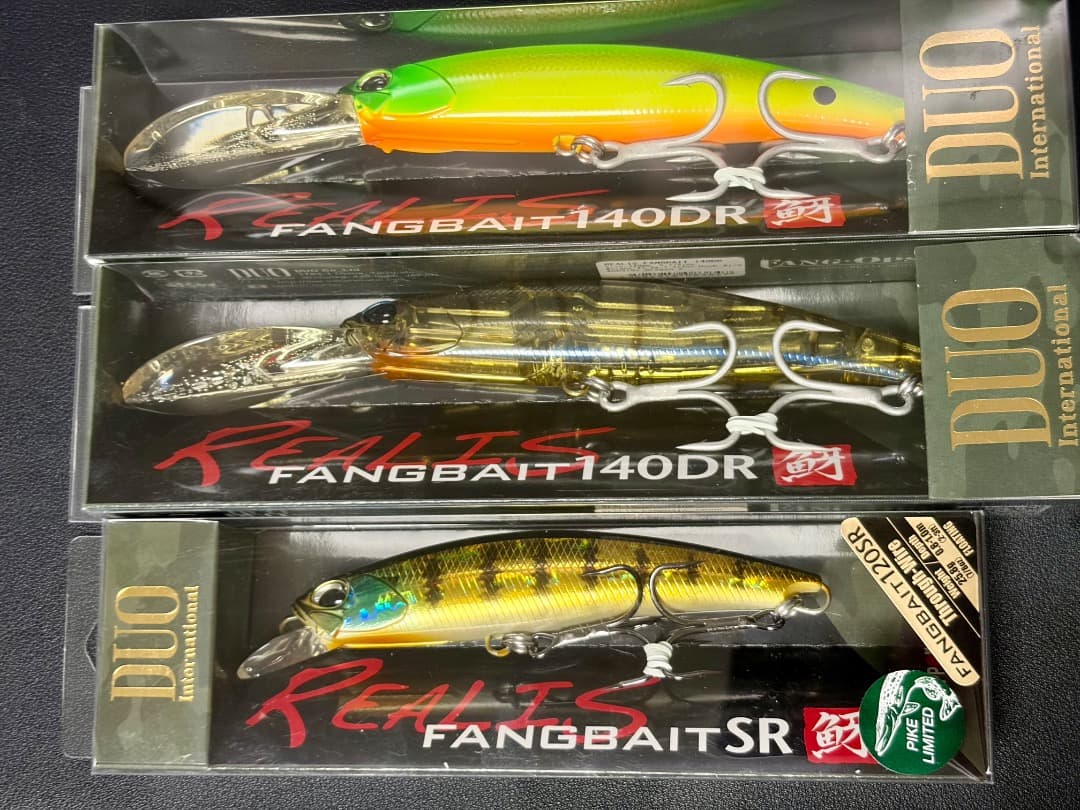 新品 Fangbait 140DR２個、Fangbait 120 PIKE１個