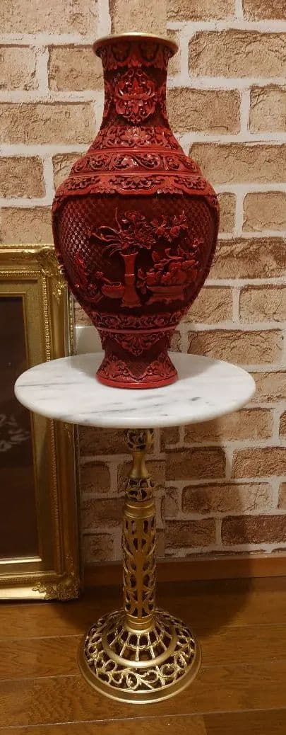 堆朱花瓶
