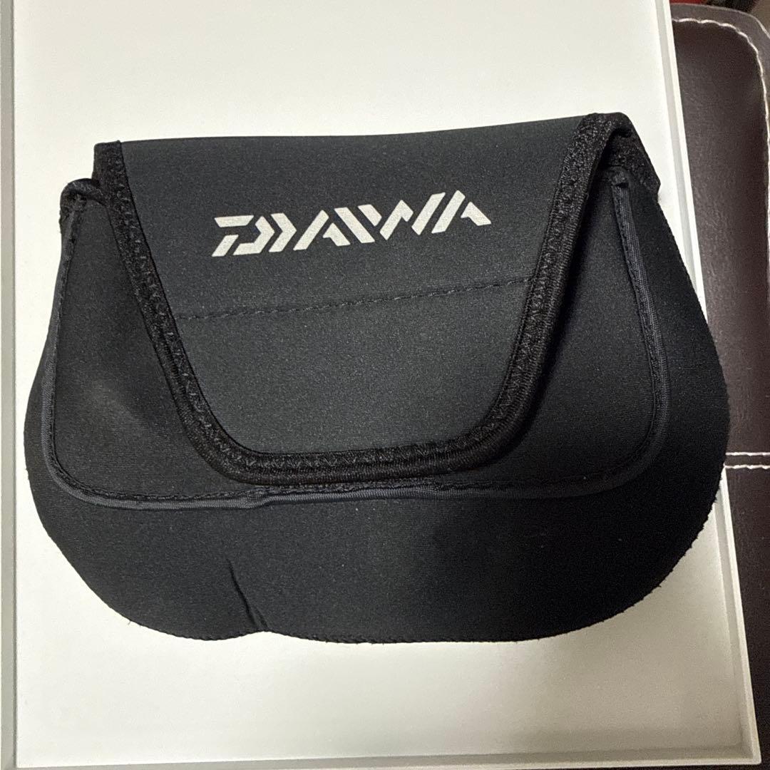 美品　ダイワ　10ソルティガ　4500