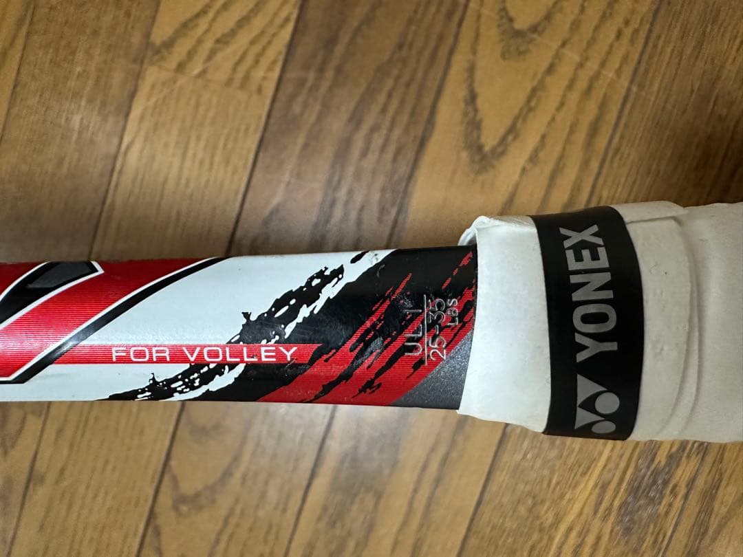 ヨネックス　NANOFORCE 8V REV ナノフォース8Vレブ　UL1 赤黒