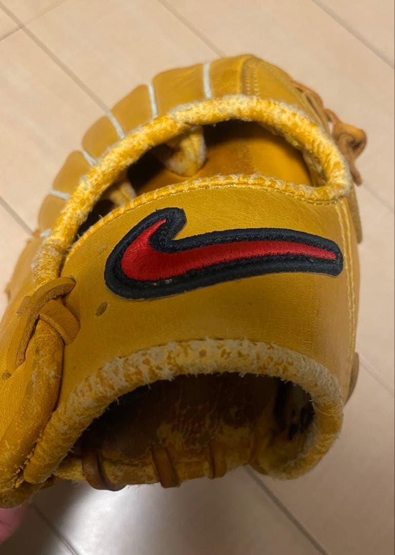 希少 NIKE ダイヤモンドブラスター　軟式 内野用 グローブ