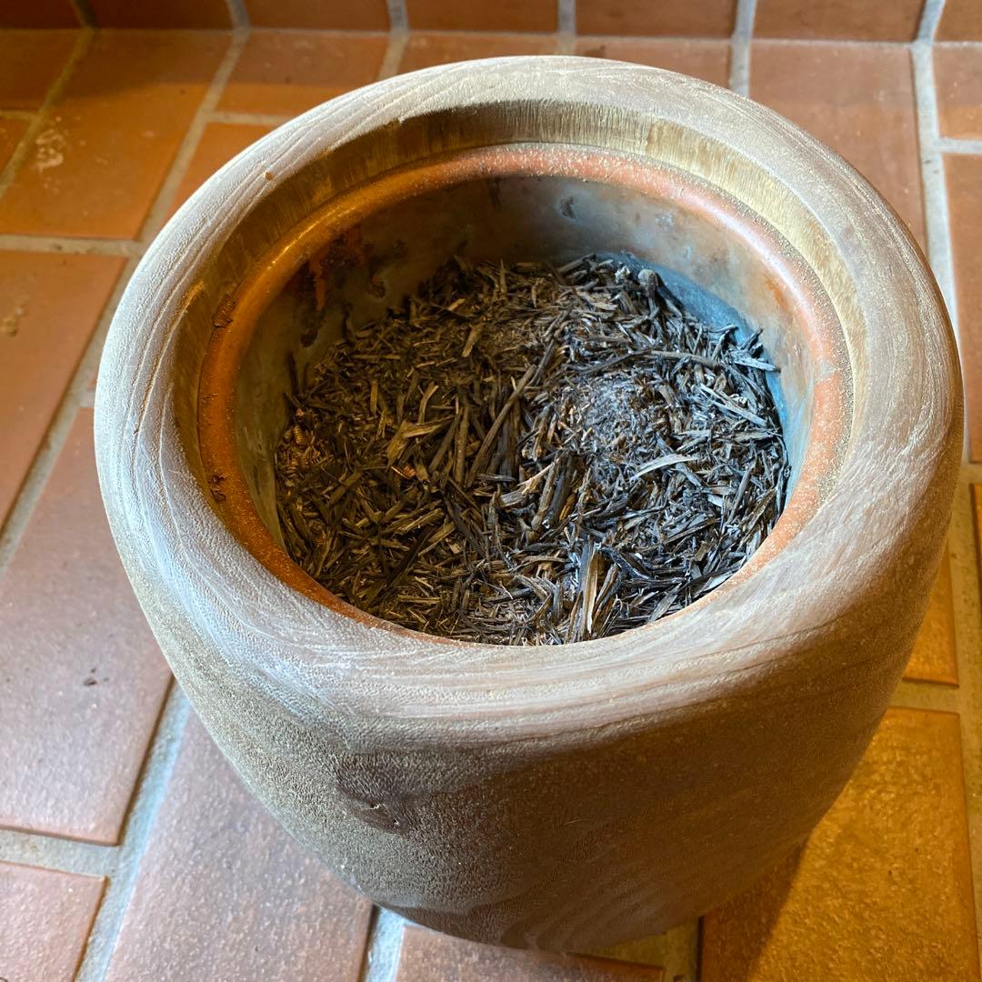 蔵出し木製火鉢２個　骨董品