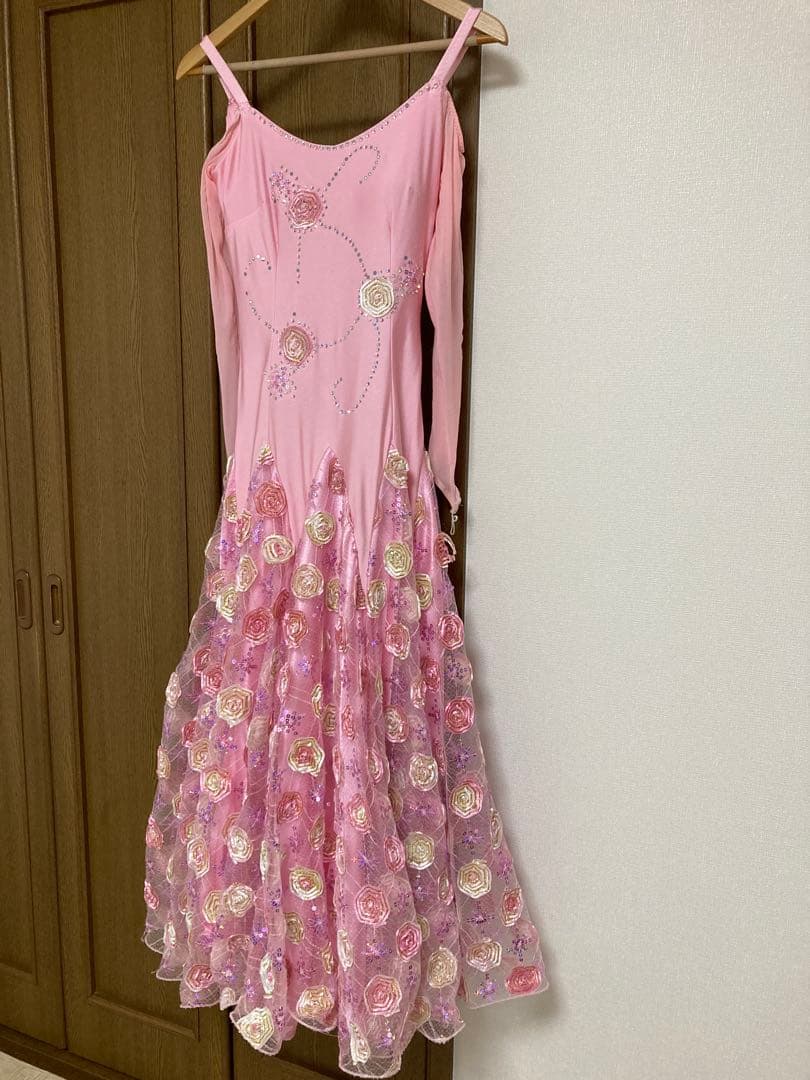 社交ダンス用ピンクロングドレス