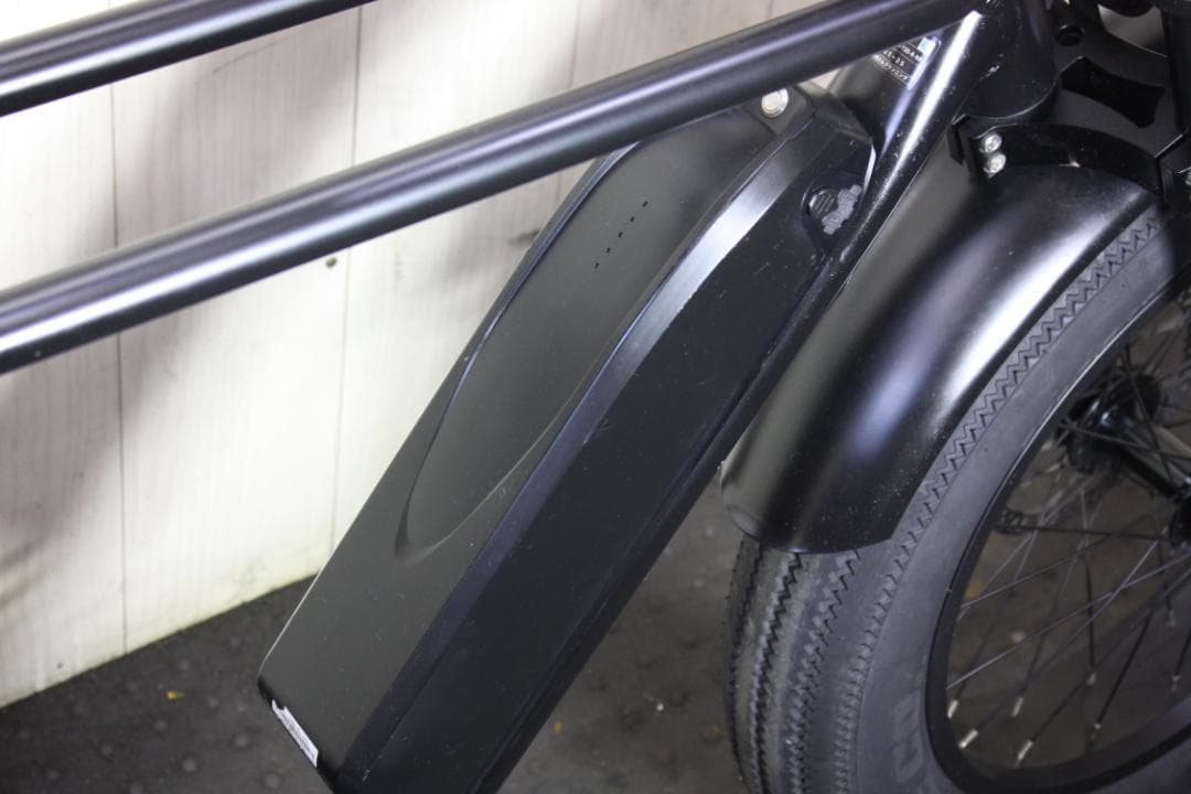 ヨ*ナ様 ブロンクスBUGGY 20X4.0 8速 ファットバイク電動 リチウム