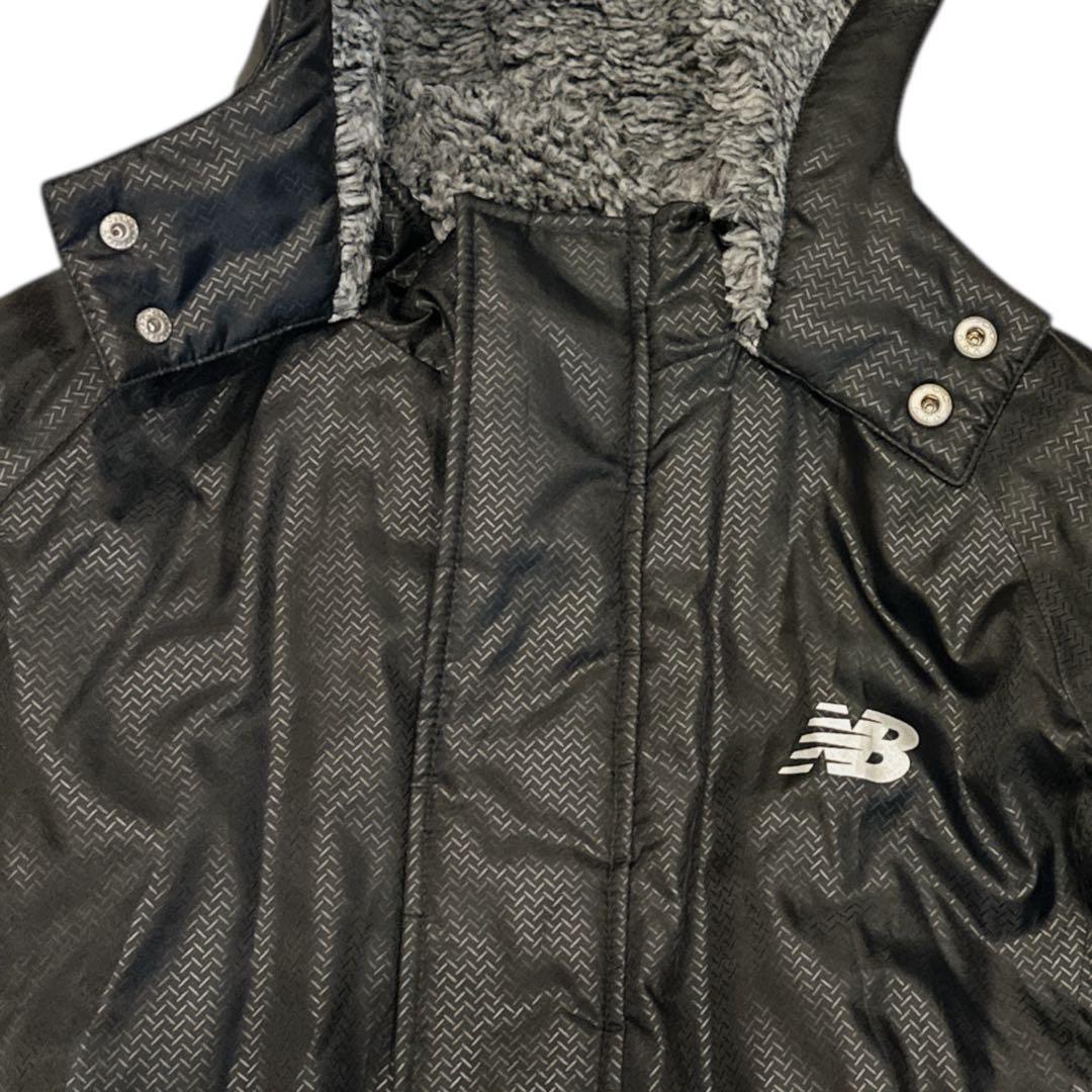 本日発送　新品未使用　おまけ付き　人気　New Balance ベンチコート 黒