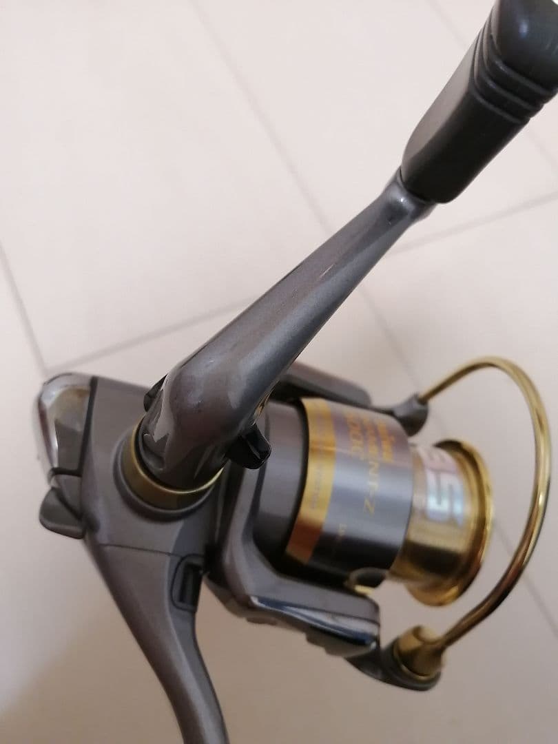 [美品] ダイワ　トーナメント Z 1500C　スピニングリール